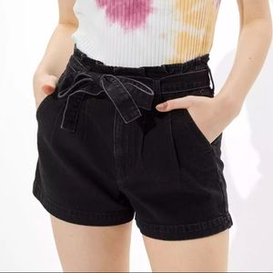 NWT AE Paperbag Denim Mom Short, high rise, Onyx Black, Size 8 29W